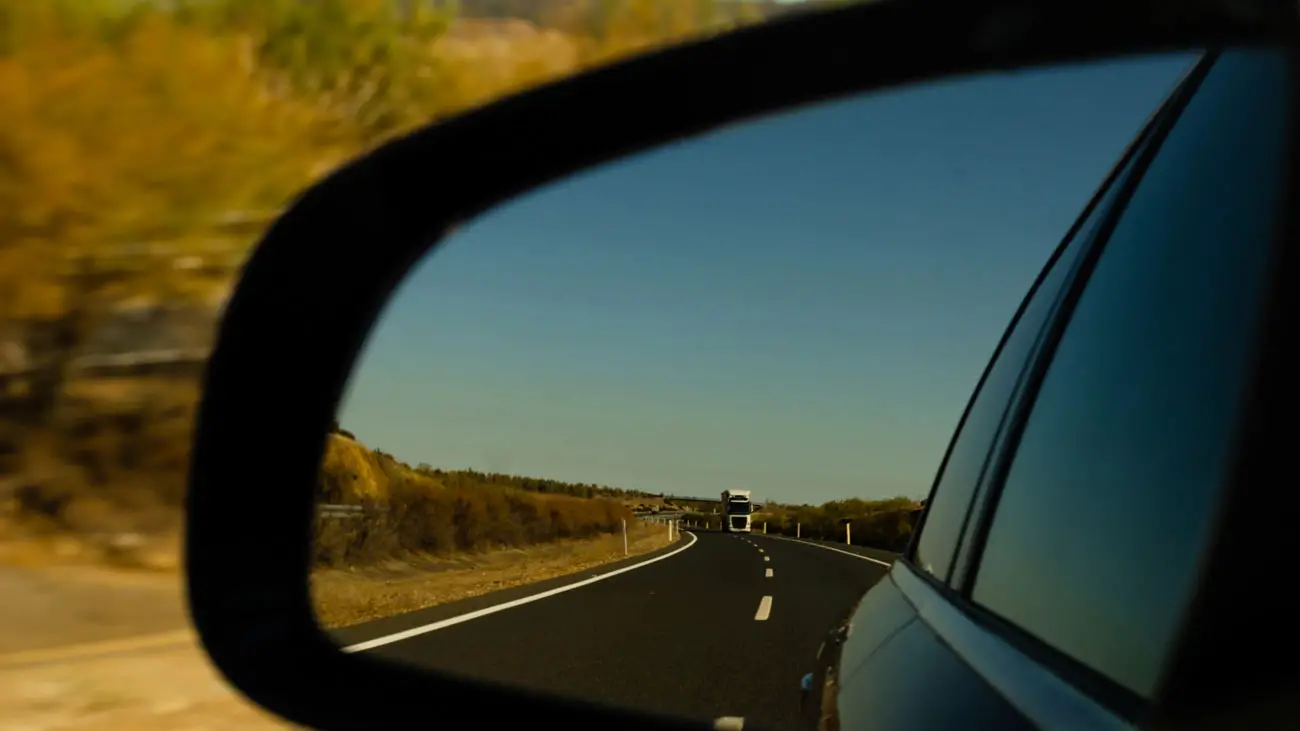 Auto fahren in Andalusien ist leicht, Blick in den Rückspiegel